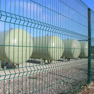 3D Curved Welded Wire Mesh Fence Galvanized Steel Metal 3D V Mesh Triangle Bending PVC Coated Fencing