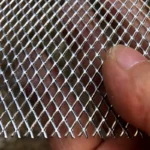 Aluminum Stainless Steel Galvanized Steel Perforated Expanded Metal Wire Mesh for Ceiling Fencing Mesh Gutter Guard Welding