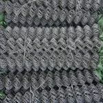 Chain Link Fence with Barbed Wire Top Security Diamond Mesh Fence Chain Link Fence with Barbed Wire Top Security Diamond Mesh Fence