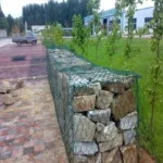 China PVC Coated Galvanized Iron Wire Welded Mesh Gabion Box Flood Control Retaining Wall