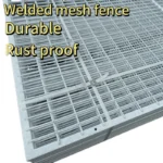 Customized 3D Curved Welded Wire Mesh Fence Home Security Decorative Easily Assembled Construction Fence and Trellis