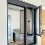 Customized Home Soundproof Aluminum Alloy Double layer Glass Horizontal Folding Window with Folding Screen Customized Home Soundproof Aluminum Alloy Double layer Glass Horizontal Folding Window with Folding Screen