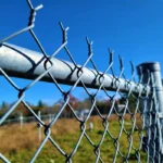 Cyclone Diamond Hole Chain Link Mesh Farm Fence Screen Roll Fencing High Strength Galvanized Steel Wire Bending 6ft