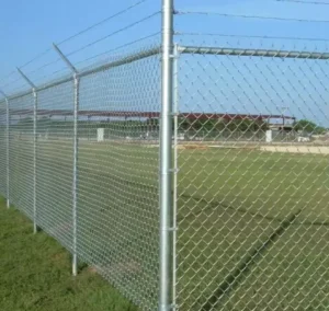 Galvanized Iron Wire Chain Link Wire Mesh Fence with Diamond Hole Shape Barbed Wire Included