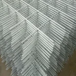 Galvanized Steel Wire Mesh Fence Panels With Plain Weave and Punched Netting for Farm and Iron Fencing Galvanized Steel Wire Mesh Fence Panels With Plain Weave and Punched Netting for Farm and Iron Fencing