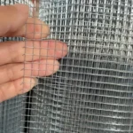 Hardware Cloth Galvanized Welded Wire Mesh High Tensile Fence Electrowelding Net Panel Roll Square Hole Screen Welded Mesh