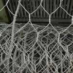 Hexagonal Wire Mesh Hot Dipped Galvanized Chicken Wire Mesh Poultry Netting for Farm Garden Fence Construction Reinforcement Hexagonal Wire Mesh Hot Dipped Galvanized Chicken Wire Mesh Poultry Netting for Farm Garden Fence Construction Reinforcement