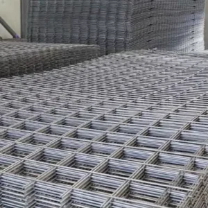 High Strength Welded Galvanized Square Hole Low Carbon Steel Wire Mesh Panels Multi-Color for Fence Construction