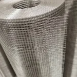 High Tensile Stainless Steel Welded Wire Mesh Fence Square Hole Galvanized Surface Corrosion Resistant Long Lasting