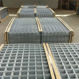 Hot-Dipped Galvanized Iron Welded Wire Mesh Panel PVC-Coated Square Hole Fence Mesh Direct From Factory China
