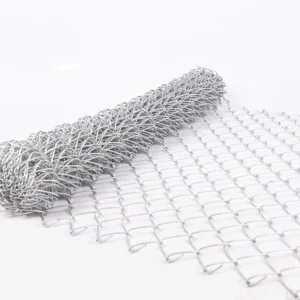 Manufacturer Galvanized Chain Link Fence Diamond Wire Mesh for Metal Fence Football Ground Net