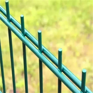 Modern Twin Wire Double Rod Iron Wire Mesh Fence Galvanized 6 Feet Fence Posts Residential Home Security Anti-Climb Farm