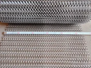 Stainless Steel Chain Link Mesh Screen with Welding 25mm Aperture Plain Weave 1.5mm Wire Diameter for Hotel Ceilings