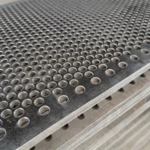 Stainless Steel Wire Perforated Mesh 5mm Aperture Corrosion Resistant Anti Rust Coating Protecting Mesh Outdoor Use